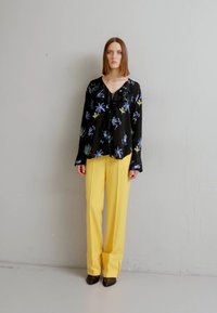 Rodebjer CLEMENTINE OPEN AIR - Blouse - black