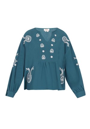 Teal színű, hosszú ujjú blúz, V nyakkivágással és hímzett fehér virágmintákkal. Bővebb fazon és texturált anyag jellemzi.