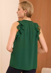 Love & Roses SLEEVELESS RUFFLE DETAIL REGULAR FIT - Blūze - green