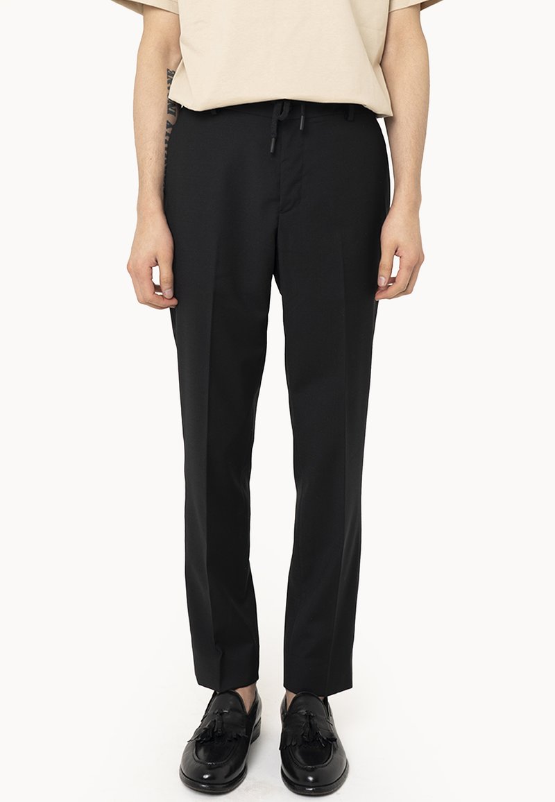 Drudd Italia D-GOLDES - Trousers - black