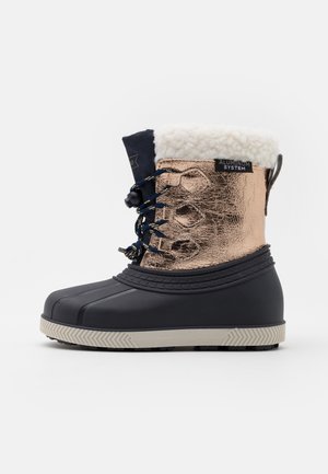 Winter boots - gold-coloured