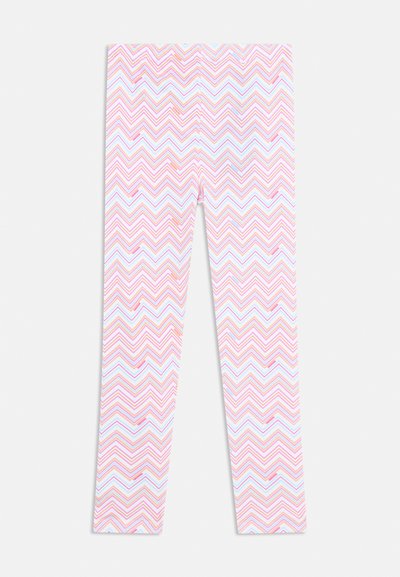 Rózsaszín és fehér cikkcakk mintázatú, világoskék részletekkel ellátott leggings, puha, rugalmas anyagból a kényelem érdekében.