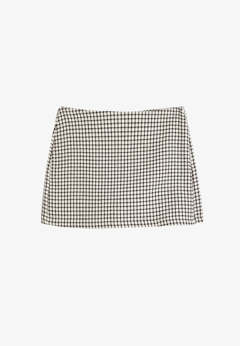 Zwart-witte rok met een ruitpatroon, gemaakt van textuurstof, met een rechte snit en zoomlijn, zonder zichtbare sluitingen of versieringen.