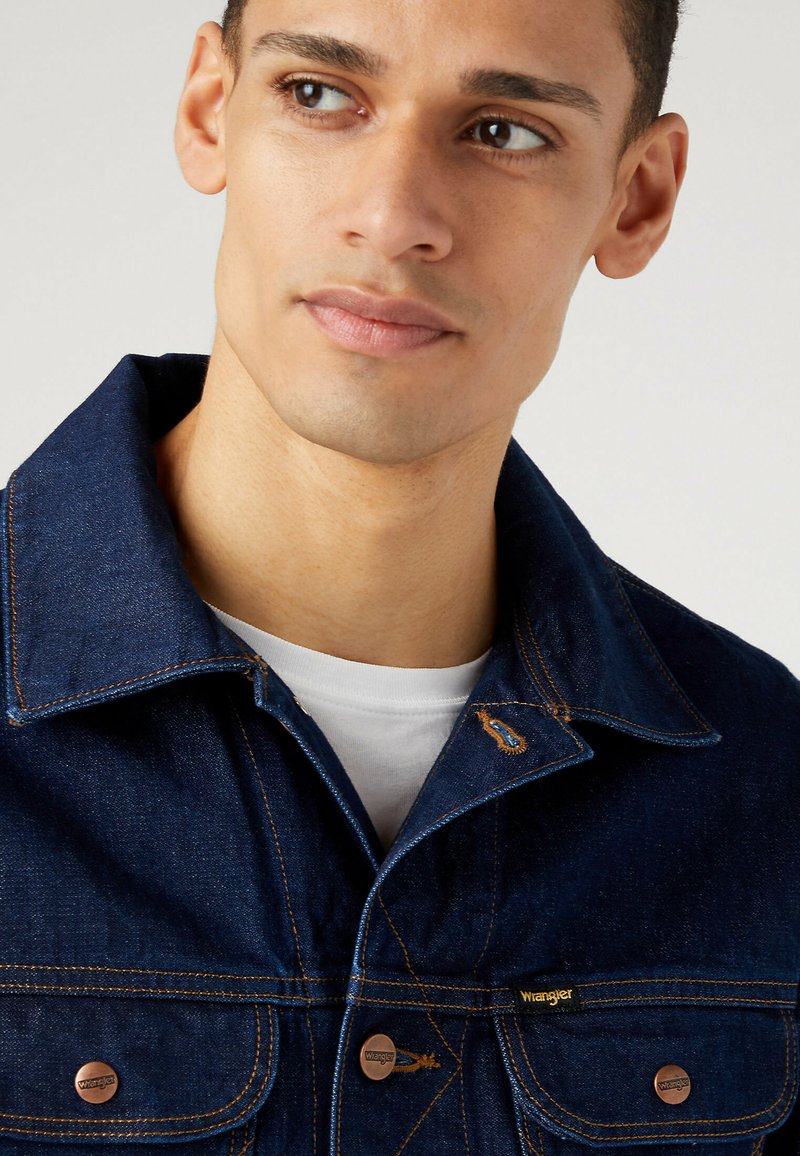 Wrangler 124mj Jeansjacke (Neu (gemäss Beschreibung)) in Basel für CHF