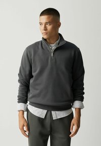 Unselected, slate grey