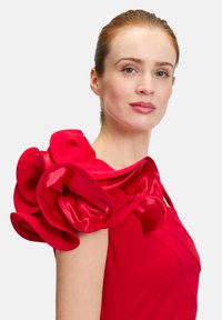 Vera Mont ABEND FIGURBETONT - Ballkleid - red rose