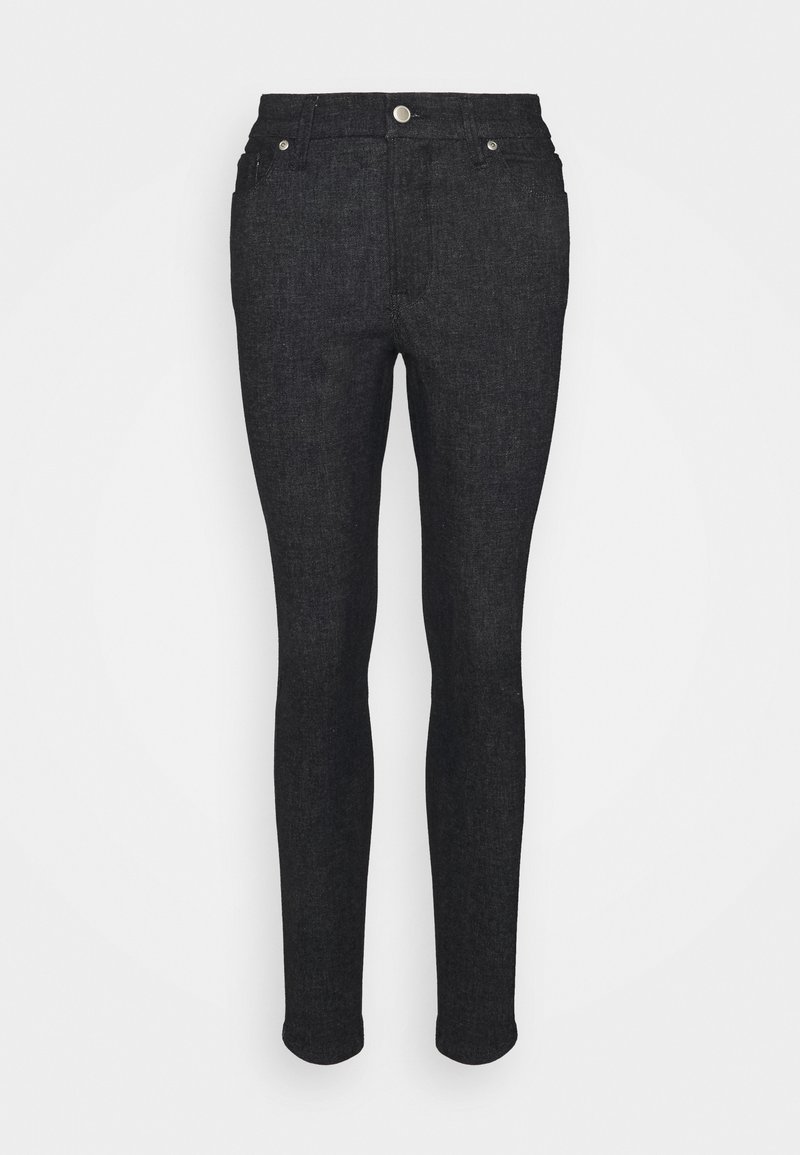 Vaqueros skinny de mezclilla negra con una cintura de media altura, diseño de cinco bolsillos y detalle de botón plateado en la parte delantera, con una textura suave.