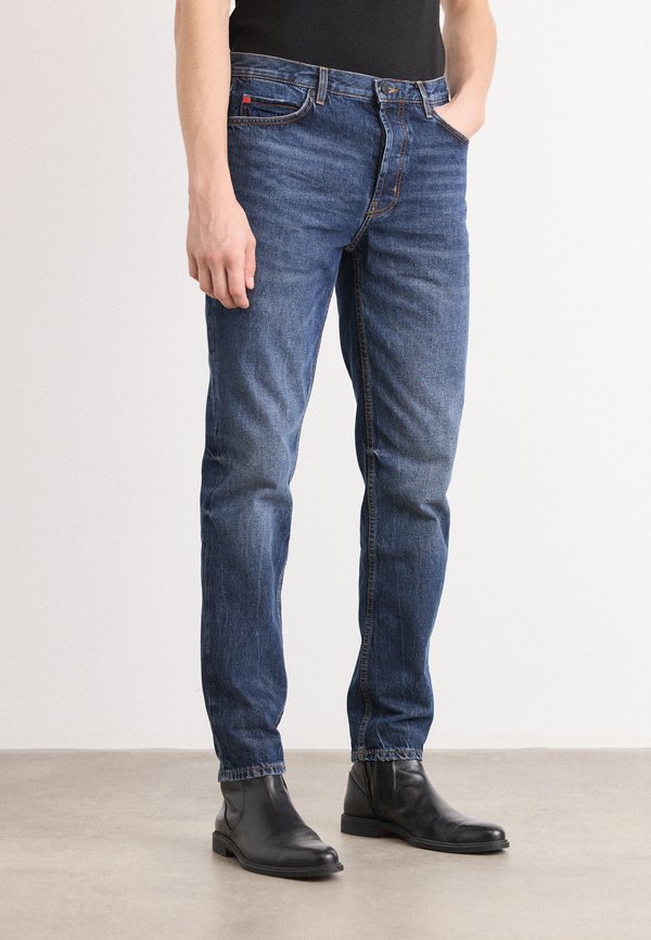 Jeans Tapered Fit