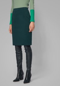 BOSS Pennkjol - dark green