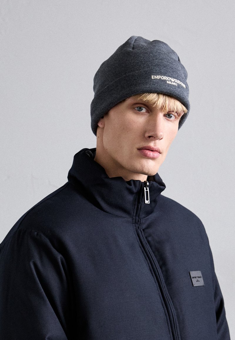 Berretto con risvolto in pile Hurley Avalon lavorato a maglia, grigio