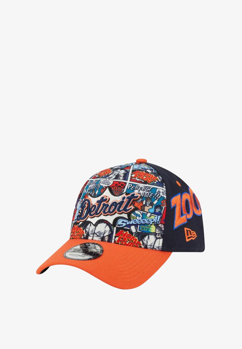 Kappe mit mehrfarbigem Grafikdesign und gesticktem "Detroit", orangefarbener Visor und dunkelblauem Rückenteil. Enthält das New Era-Logo.