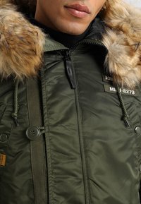 Alpha Industries N-3B AIRBORNE - Płaszcz zimowy
