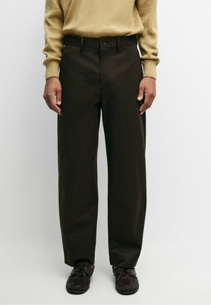 Massimo Dutti, Stoffhose - brown