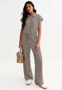 New Look - STRIPED TEXTURED  - Jumpsuit - off white Thumbnail Image 1