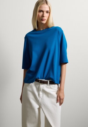 Basic T-shirt - soft blue