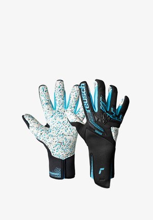 Guanti da portiere con lattice bianco e blu macchiato, palmi in tessuto nero e accenti blu. Presentano cuciture rinforzate e una presa texturizzata.