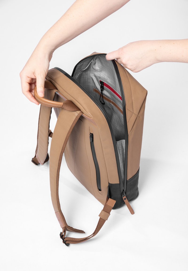 Aunts & Uncles HAMAMATSU - Rucksack - tapir