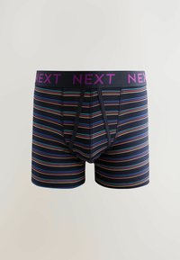 Boxers rayés multicolores en marine foncé, avec une large ceinture élastique violette portant l'inscription "NEXT". Tissu lisse, design ajusté.