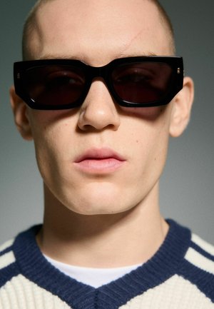 HEXAGONAL - Sunglasses - black
