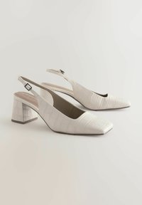 FOREVER COMFORT SQUARE - Klassikalised kontsakingad - bone