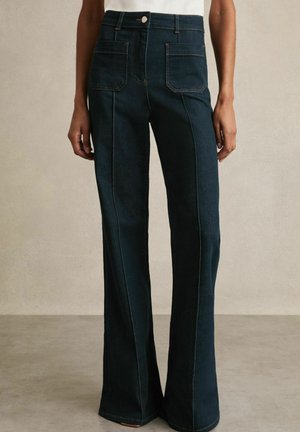 SAKURA PATCH POCKET - Jean flare - dark blue