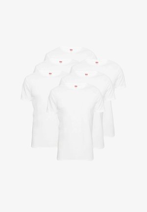 Set aus sechs einfarbigen weißen T-Shirts. Kurzarm, Rundhals, aus Baumwolle gefertigt. Glatte Textur ohne sichtbare Muster oder Akzente.