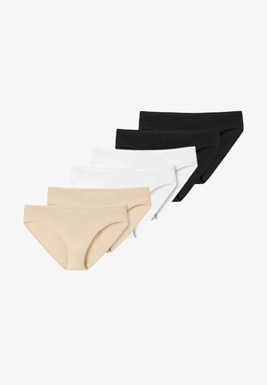 Vijf paar ondergoed: één beige, twee witte, twee zwarte. Van katoenmix, met een medium hoge taille en een gladde textuur zonder zichtbare naden.