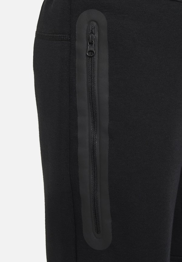 TECH UNISEX - Shorts - schwarz3