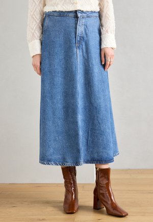 CAPSULE SKIRT A SHAPED - Jupe en jean - clean mid blue wash