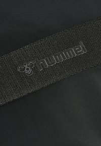 Hummel Resväska - black
