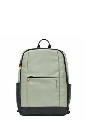 Tagesrucksack - mud