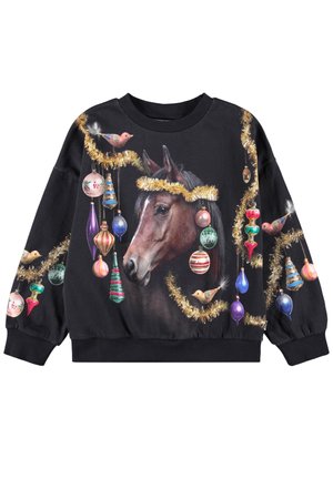 Sort sweatshirt med et hestehoved iført gyldent glitter, omgivet af hængende farverige julepynt og små fugle.