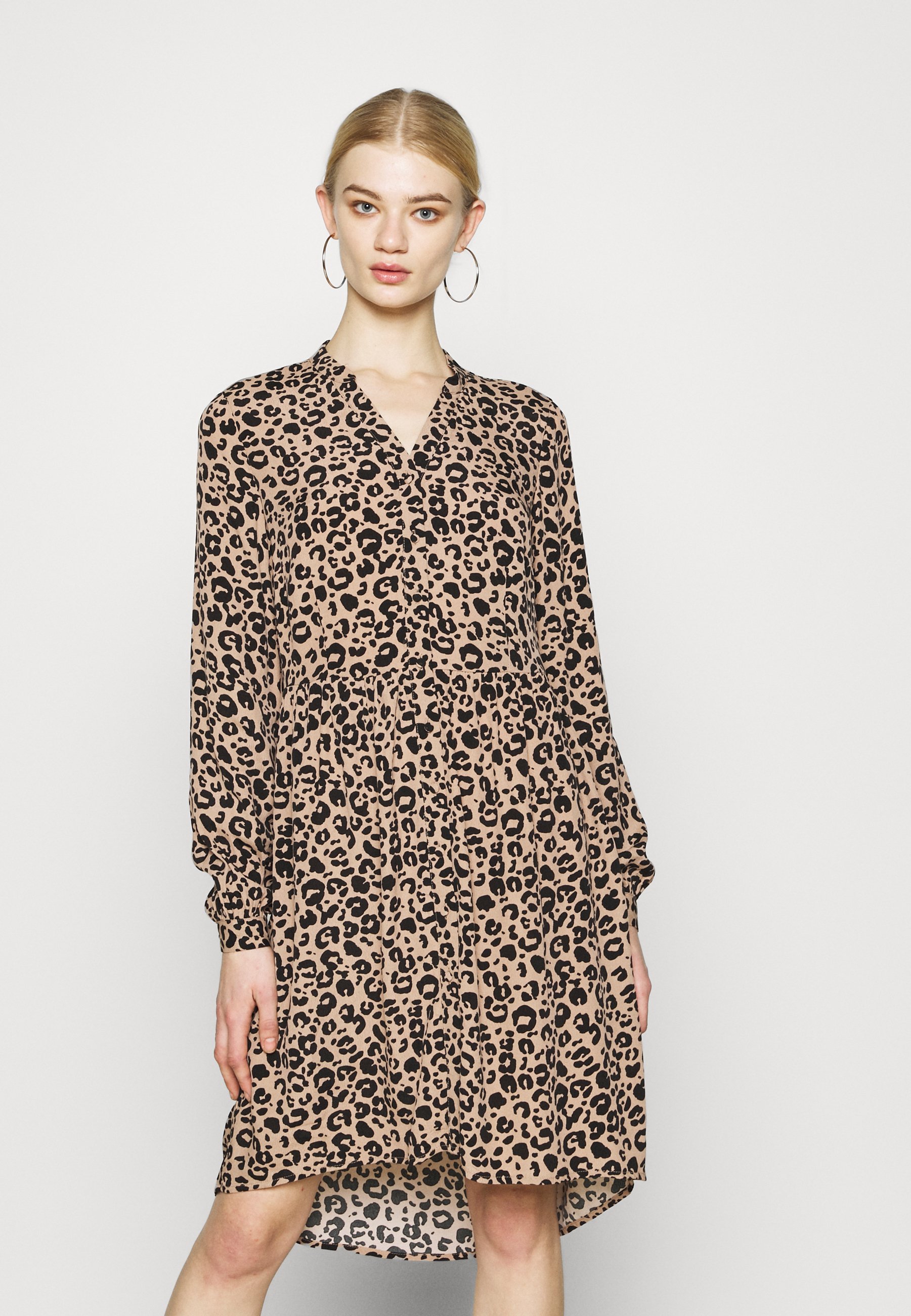 Vero Moda VMNANCY DRESS - Freizeitkleid - natural/beige - Zalando.de