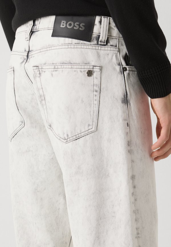 AKRON - Relaxed fit jeans4