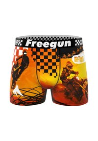 Boxers noirs et orange avec une ceinture à motif damier, des graphiques de moto, des lignes abstraites et un fond dégradé.