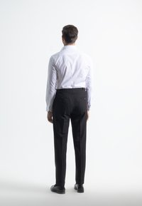 PuroEgo NON IRON  - Pantalón de traje - black
