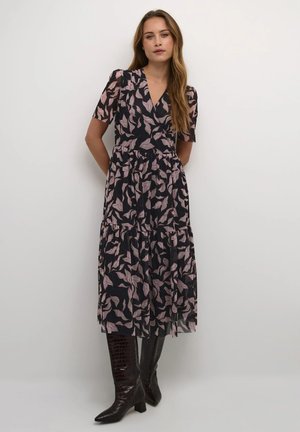 Soaked in Luxury ALDORA - Jurk - black leaves