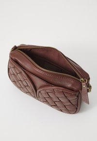 sessùn DIVINOU BRAIDED - Borsa a tracolla - burgundy