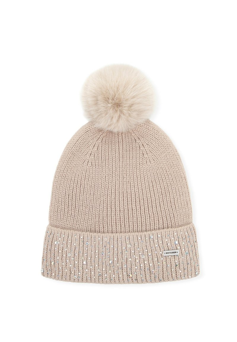 Beżowa dzianinowa czapka z dużym pomponem z sztucznego futra na szczycie, z prążkowanym mankietem ozdobionym małymi, błyszczącymi drobiazgami.
