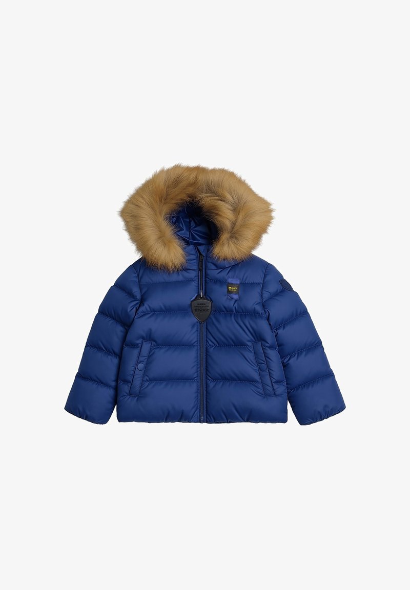 Mørkeblå pufferjakke med hætte foret med faux pels, lynlås og to forlommer. Har kviltede sektioner og et mærke.