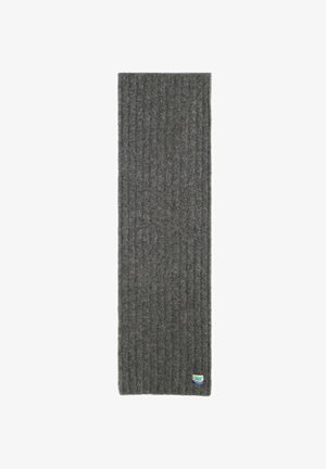 Écharpe côtelée gris foncé en laine texturée, avec une petite étiquette logo multicolore dans le coin inférieur.