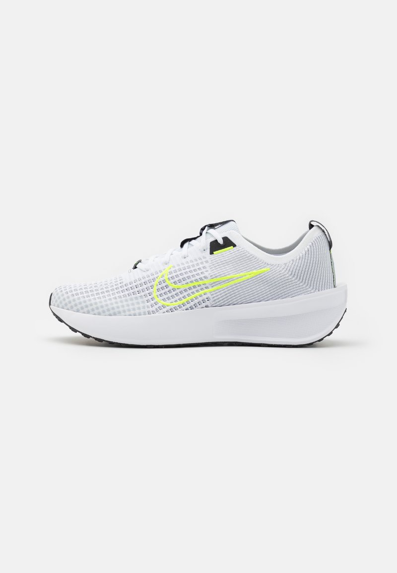 Nike Performance INTERACT RUN - Trail running shoes - white/volt/wolf grey/black