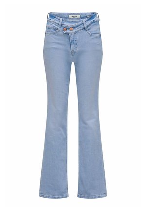 Vaqueros acampanados de talle alto en azul claro con cierre de doble botón y bolsillos delanteros, etiquetados como "Salsa Jeans" en la pretina.