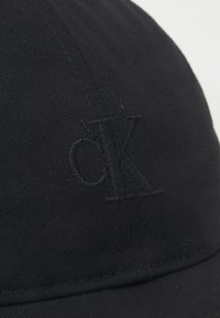 Calvin Klein Jeans MINIMAL MONOGRAM - Cappellino - black
