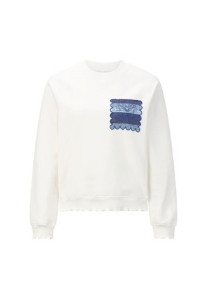 Rich & Royal Sweater - pearl white