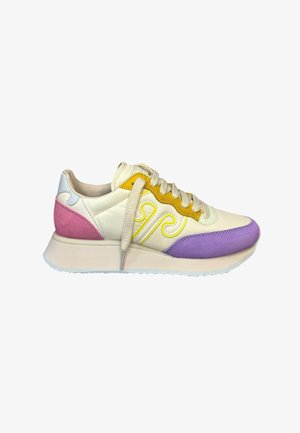 Sneaker beige con accenti gialli, rosa e viola. Materiali in morbida pelle e camoscio, punta rotonda, design con lacci e suola testurizzata.