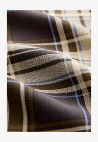 Wybrany, brown check