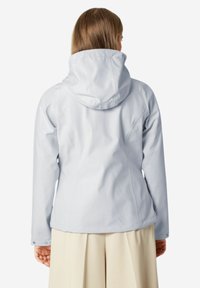 Lichtgrijze waterdichte jas met een capuchon, met een getailleerd ontwerp, een gladde textuur en knoopdetails bij de mouwen.