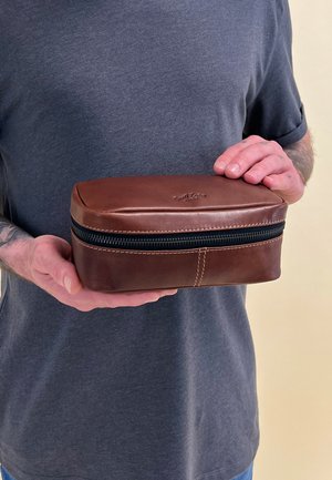 STRALLAN - Pencil case - dunkelbraun