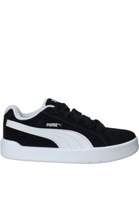 Sneakers in suede nero con accenti bianchi, caratterizzati da una punta arrotondata, superficie testurizzata e suola in gomma bianca. Marchio sul lato.